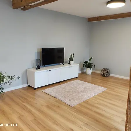 Apartmán Mieszkanie Nad Jeziorem